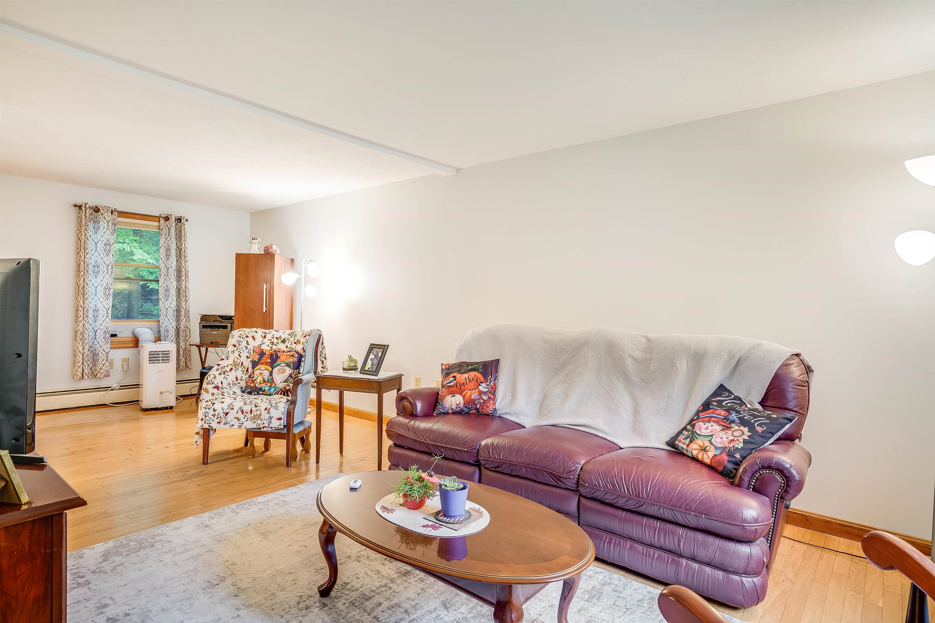 72 South Bow Road Hooksett, NH 03106 - Photo 5 of 40