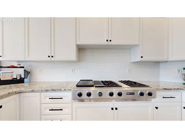 $799,000 | 861 Jodee Lane, Brookings, OR 97415