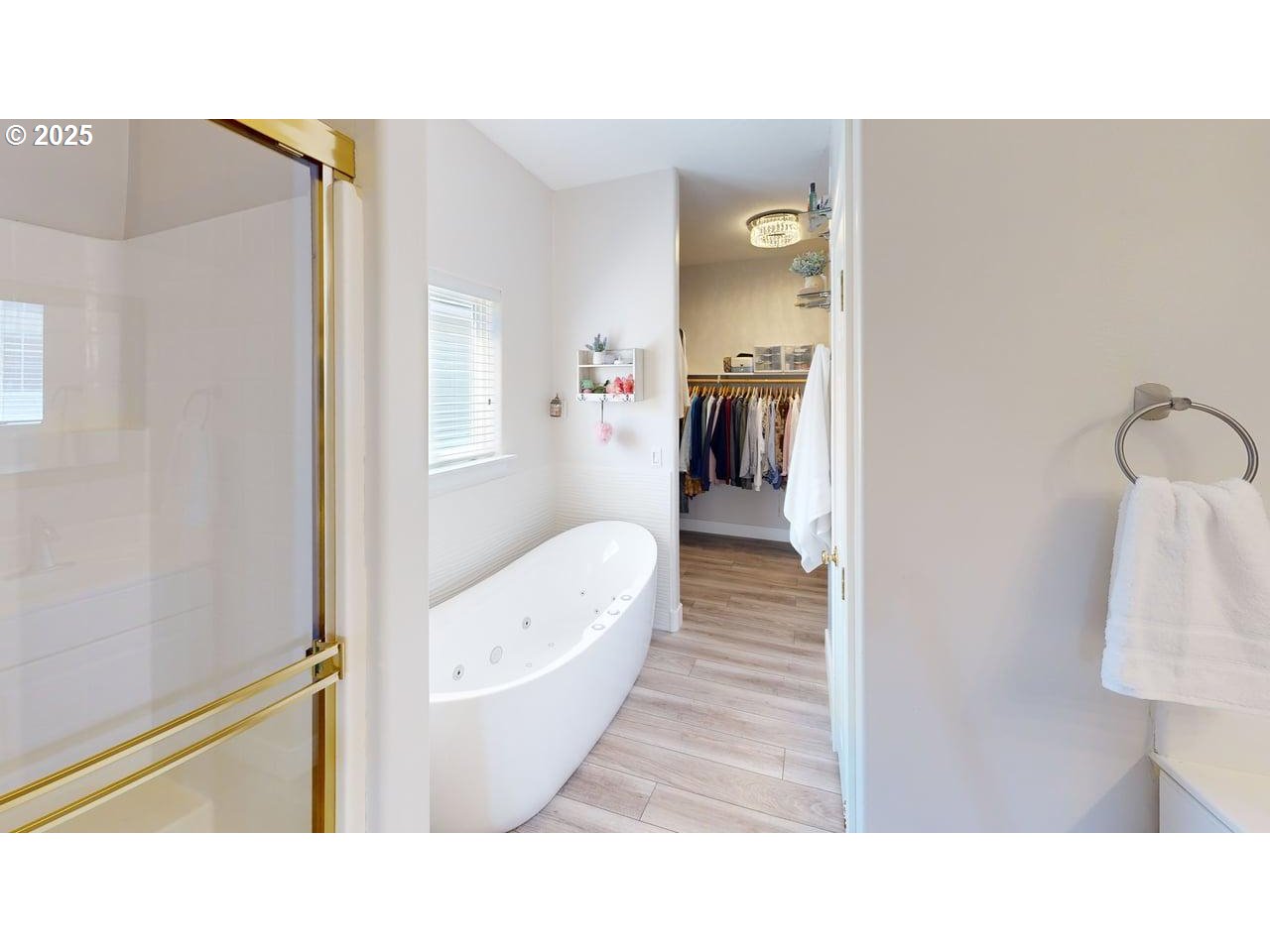 861 Jodee Lane Brookings, OR 97415 - Photo 25 of 38 Bathroom, Attached