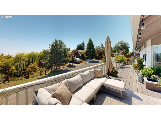 $799,000 | 861 Jodee Lane, Brookings, OR 97415