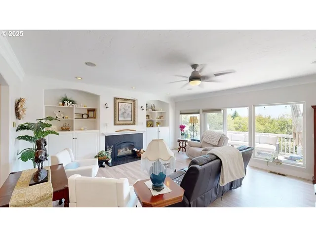 $799,000 | 861 Jodee Lane, Brookings, OR 97415