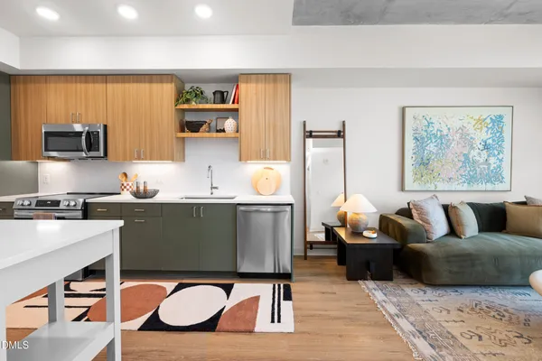 $2,434 | 222 North West Street, Unit B1, Raleigh, NC 27603