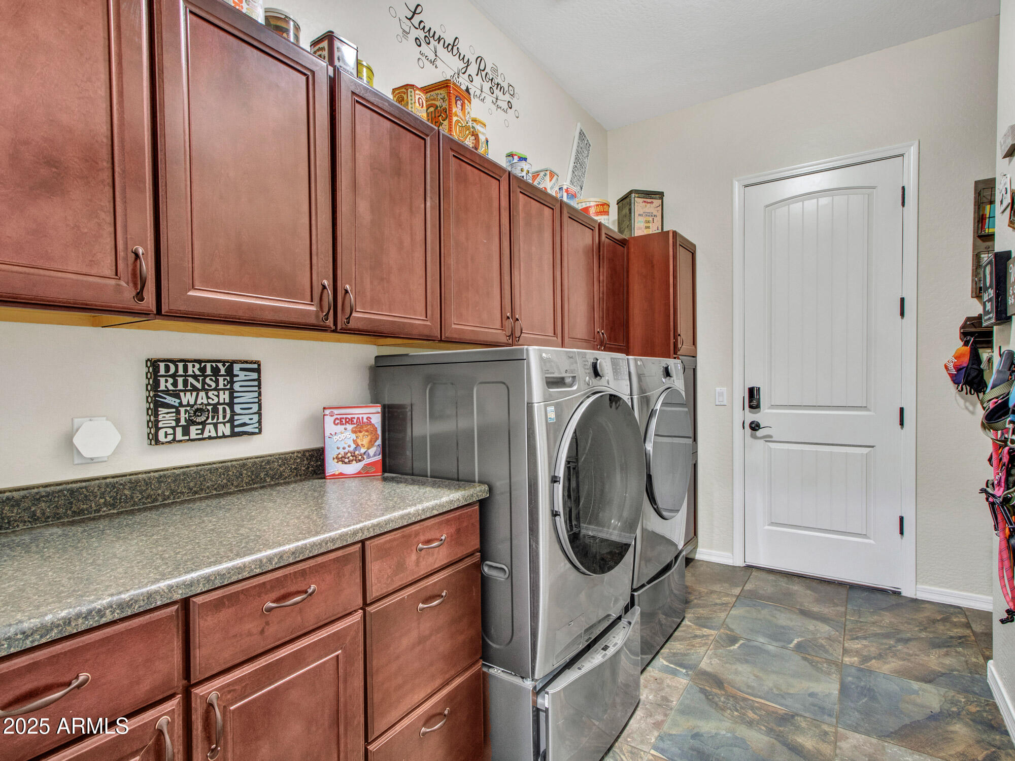 2957 North Riley Court Buckeye, AZ 85396 - Photo 53 of 86 18-Laundry room (1)