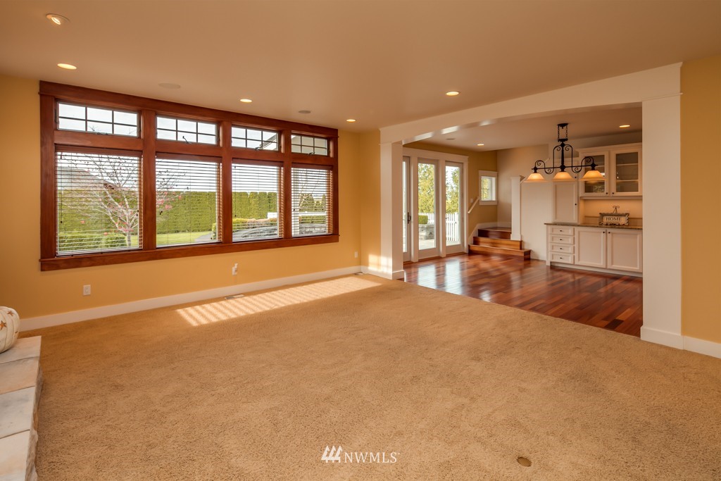 8499 Double Ditch Road Lynden, WA 98264 - Photo 7 of 25