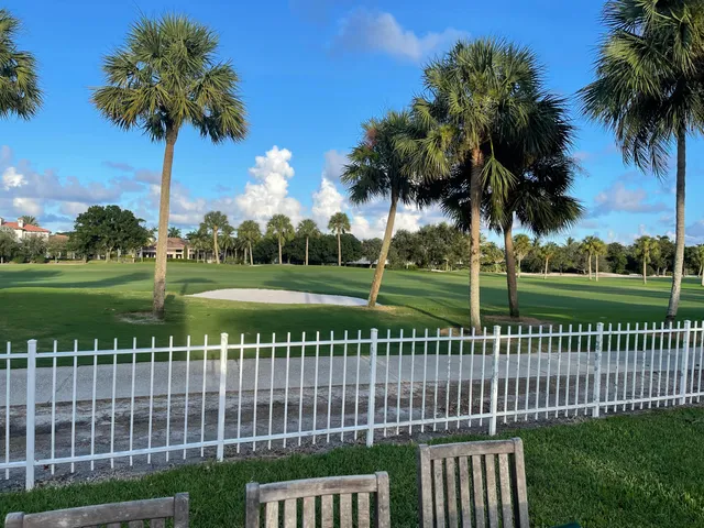 $749,000 | 2402 Saratoga Bay Drive, West Palm Beach, FL 33409