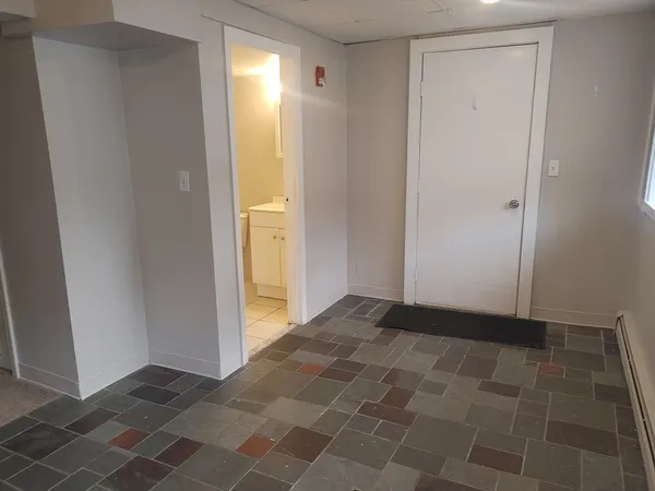 $2,100 | 65 Curve Street, Unit 7, Millis, MA 02054