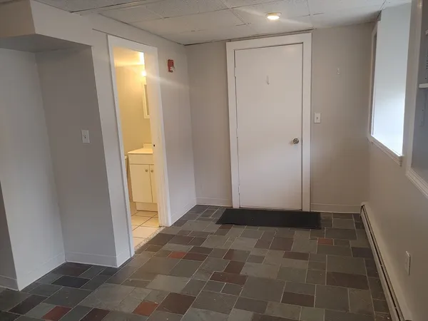 $2,100 | 65 Curve Street, Unit 7, Millis, MA 02054