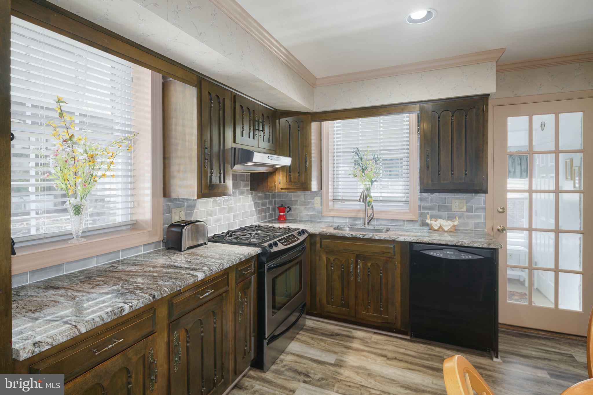 1908 West Shunk Street Philadelphia, PA 19145 - Photo 12 of 27