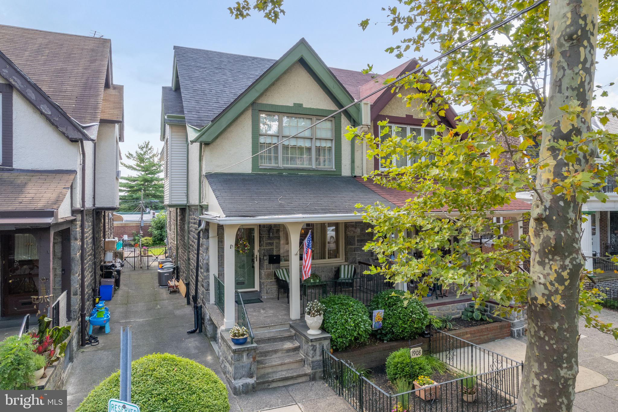 1908 West Shunk Street Philadelphia, PA 19145 - Photo 2 of 27