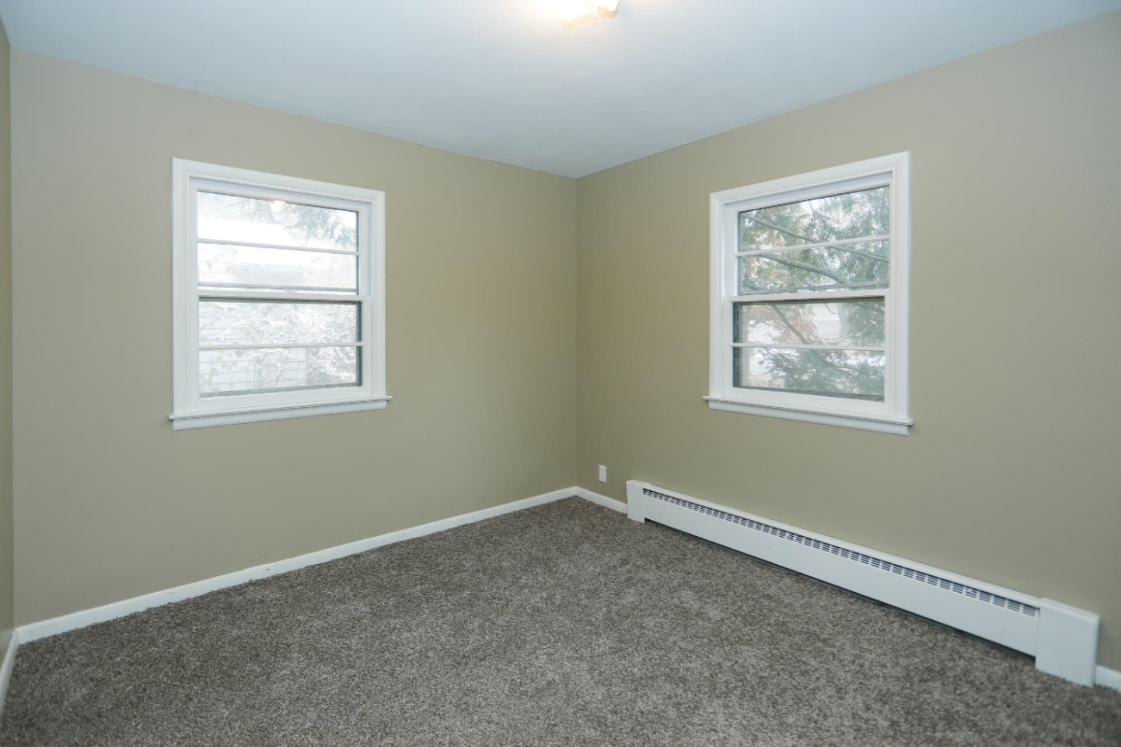 2103 Rambling Road Kalamazoo, MI 49008 - Photo 11 of 22 2103 Rambling Rd-111
