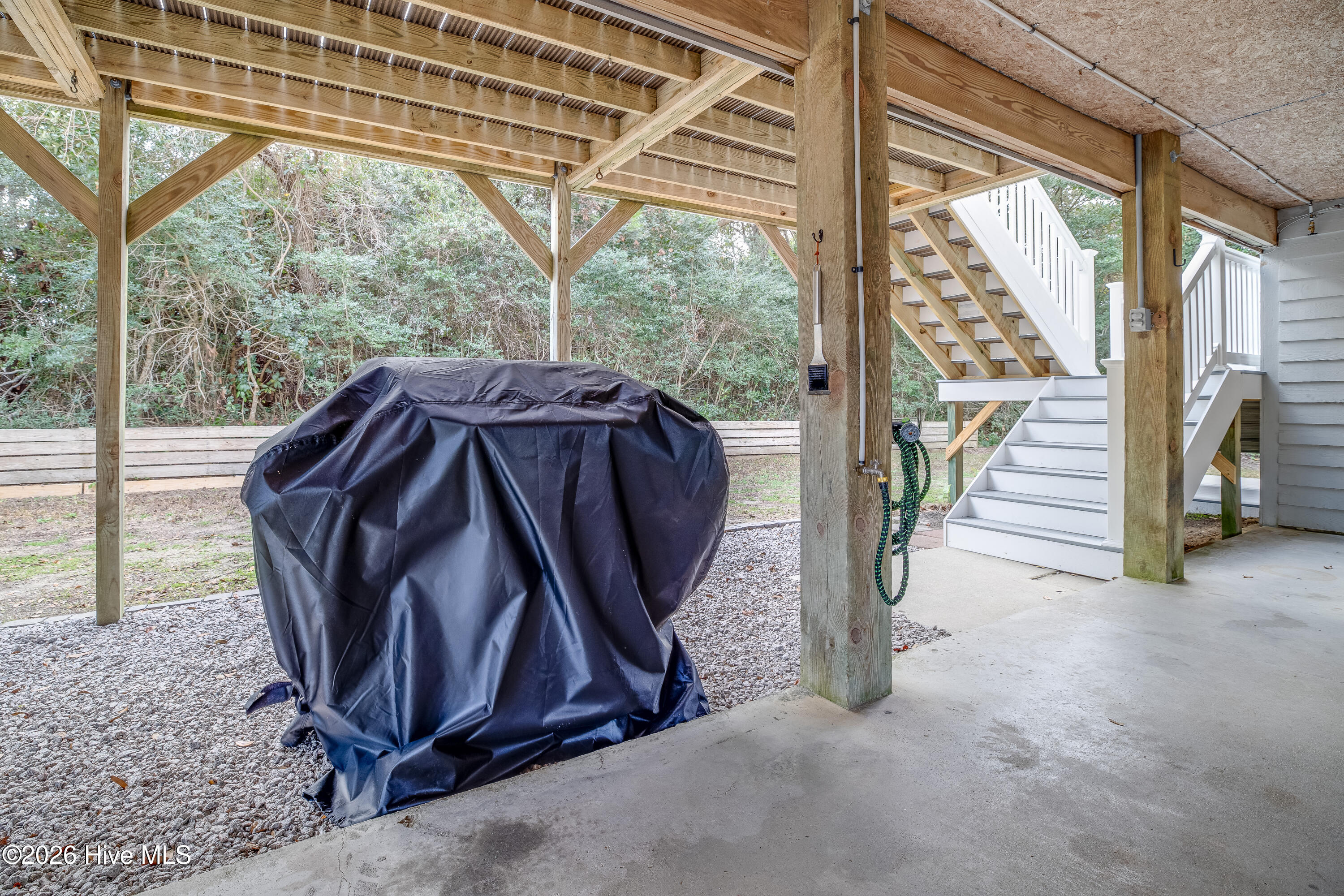 108 Hoffman Beach Road Atlantic Beach, NC 28512 - Photo 34 of 42 grill