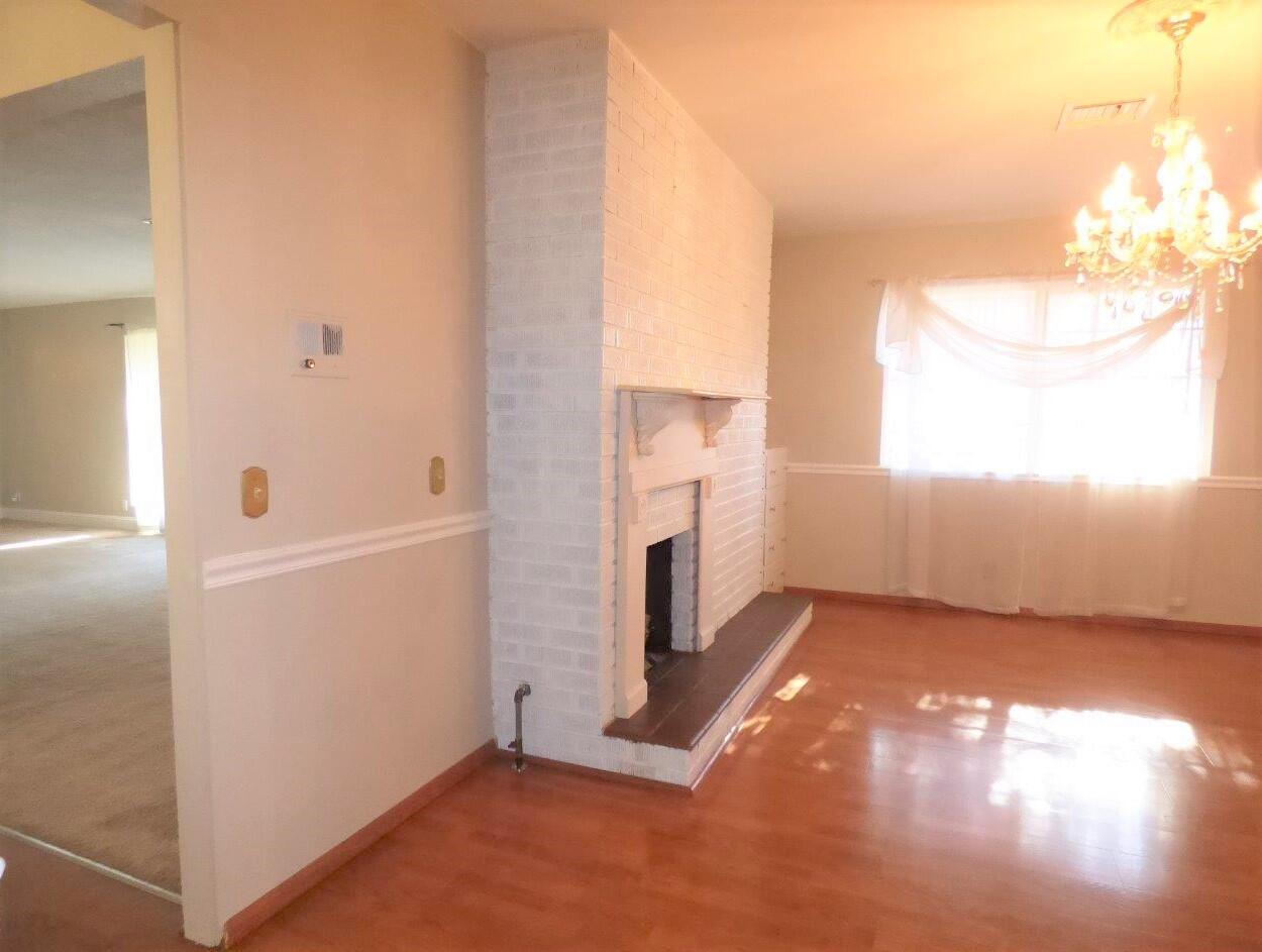 822 West Harbeck Road Grants Pass, OR 97527 - Photo 25 of 40 Bonus Rm gas fire place