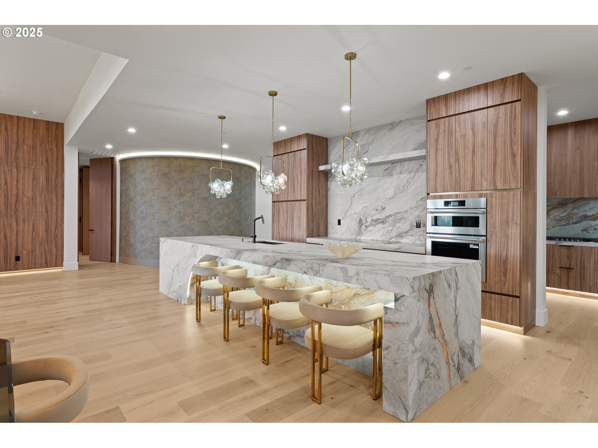 530 Province Drive Camas, WA 98607 - Photo 9 of 41