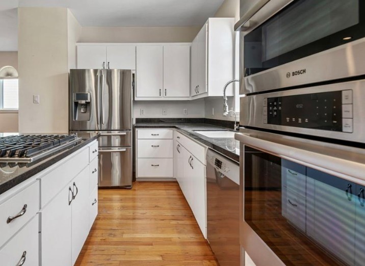 5207 Cornish Street Houston, TX 77007 - Photo 13 of 22 Kitchen Area