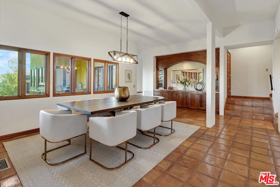 16814 Oak View Drive Encino, CA 91436 - Photo 7 of 49 a view of a livingroom with furniture and window