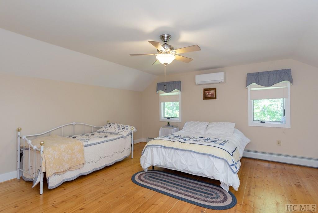 4201 Cullowhee Forest Road Cullowhee, NC 28723 - Photo 21 of 40 Gallery Image 21