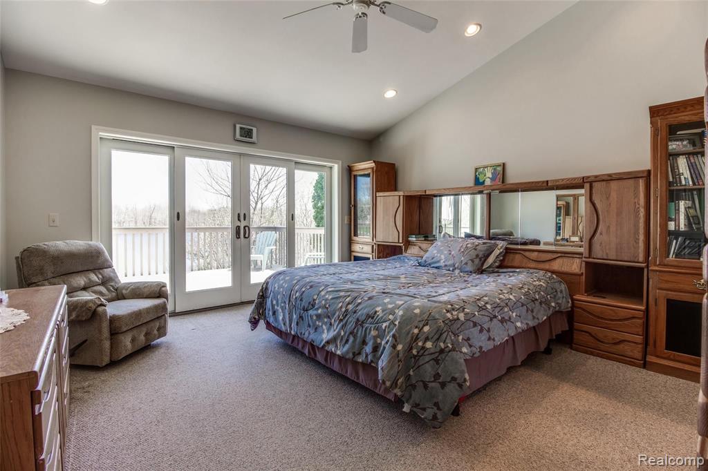 11031 Fenton Road Fenton, MI 48430 - Photo 12 of 37