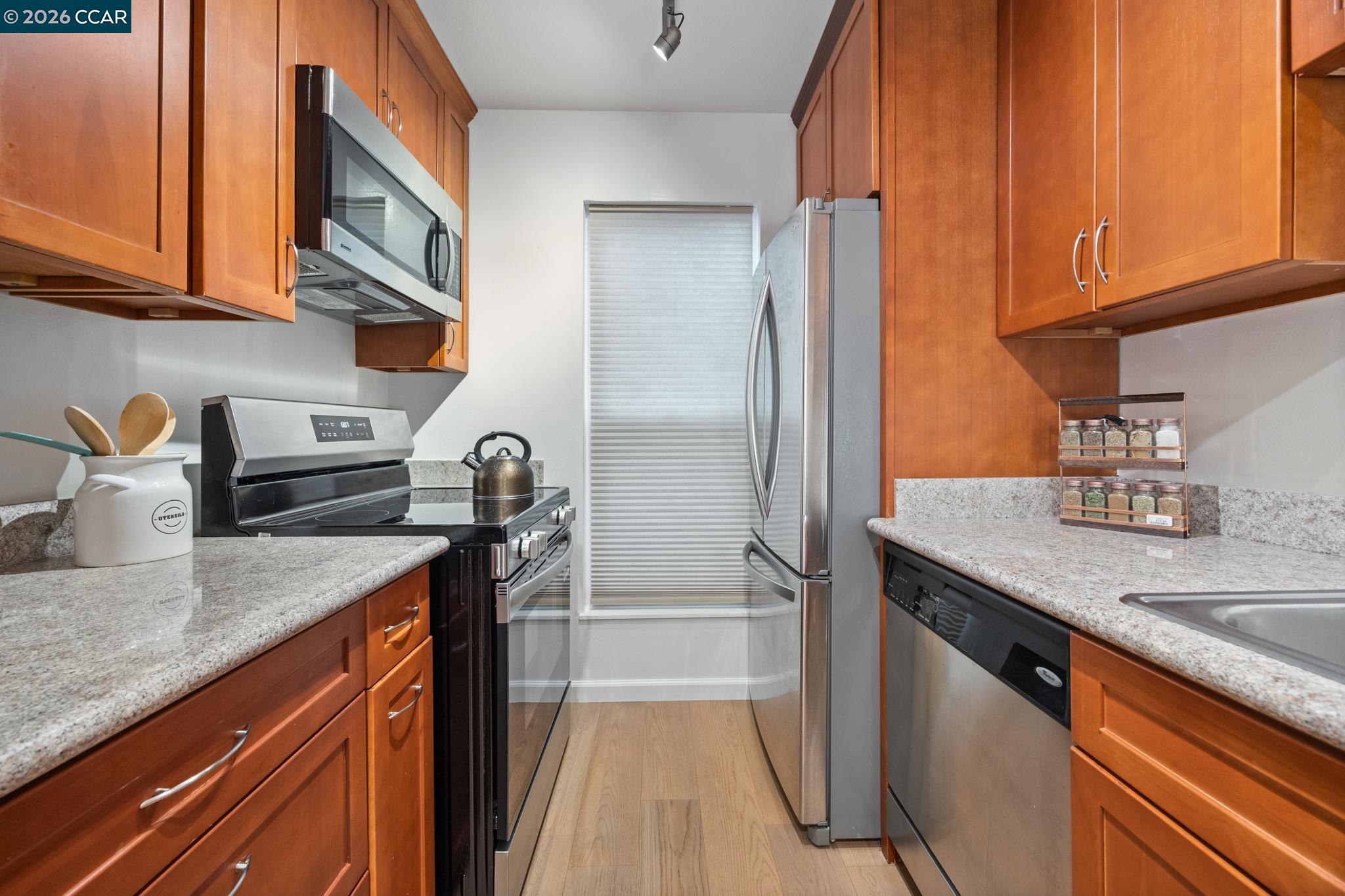 651 Moraga Road, Unit 17 Moraga, CA 94556 - Photo 10 of 46 Gallery Image 10