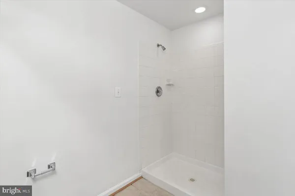 $345,000 | 631 Constellation Square Southeast, Unit D, Leesburg, VA 20175