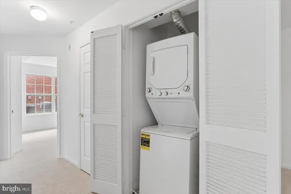 $345,000 | 631 Constellation Square Southeast, Unit D, Leesburg, VA 20175