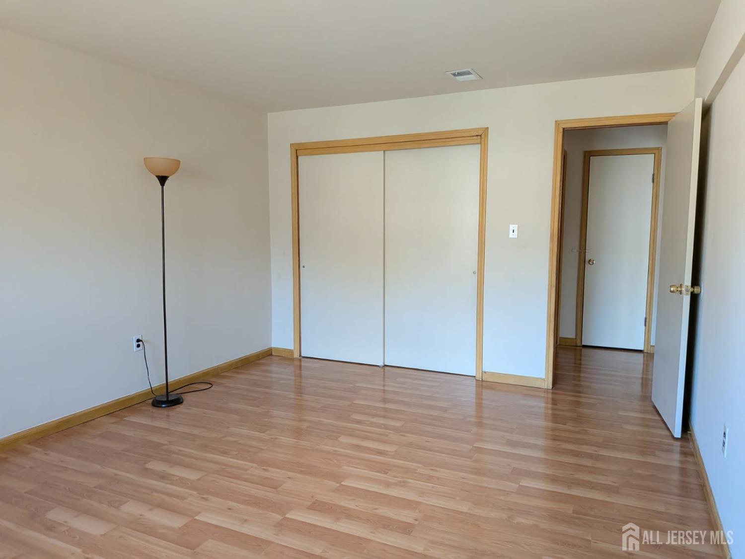 1714 Raspberry Court Edison, NJ 08817 - Photo 10 of 15