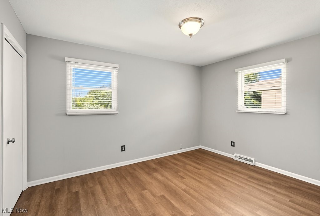 3416 Snow Road Cleveland, OH 44134 - Photo 13 of 38