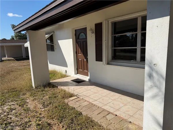 $1,300 | 303 Canyon Drive North, Lehigh Acres, FL 33936