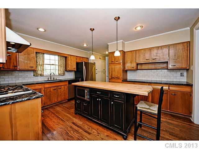 2710 Inverness Road Charlotte, NC 28209 - Photo 4 of 16 Gallery Image 4
