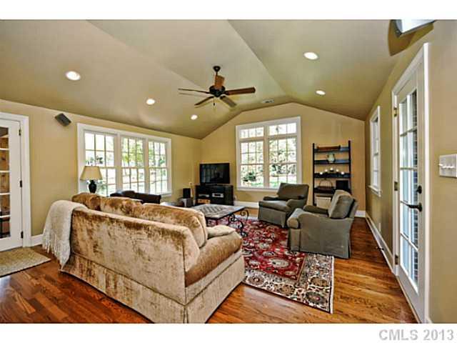 2710 Inverness Road Charlotte, NC 28209 - Photo 7 of 16 Gallery Image 7