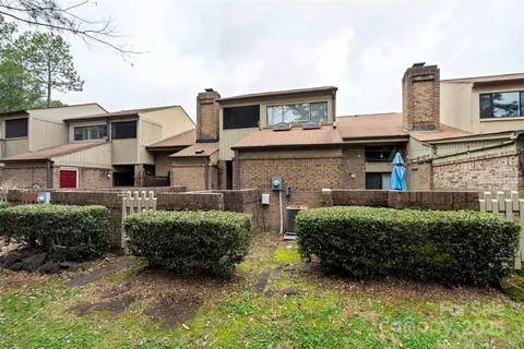 $260,000 | 8039 Charter Oak Lane, Charlotte, NC 28226