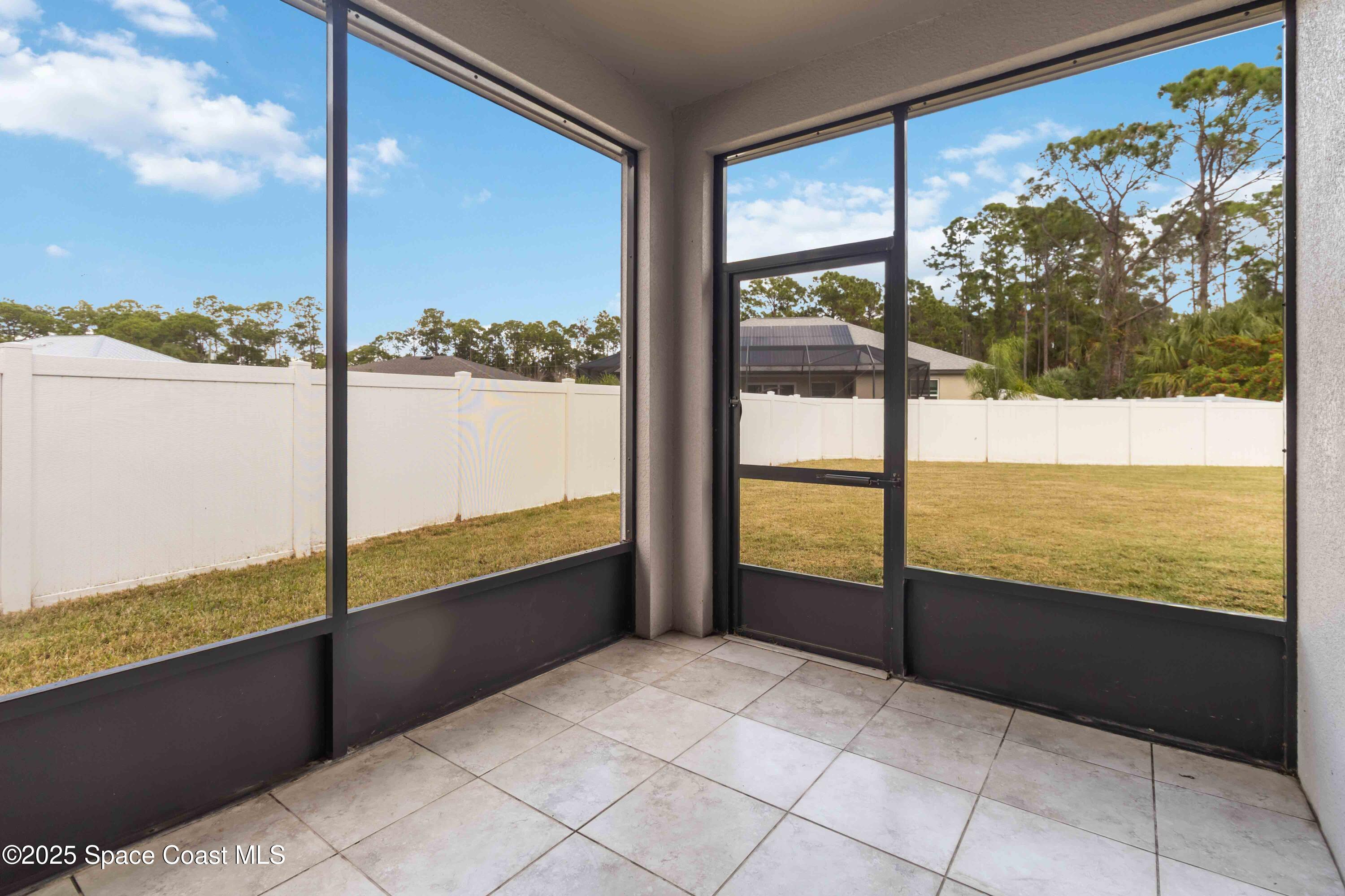 988 Corbin Circle Southwest Palm Bay, FL 32908 - Photo 21 of 26 a view of an ocean from a balcony