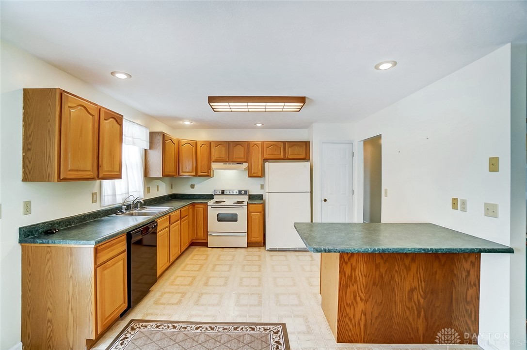 174 Patterson Road Houston, OH 45333 - Photo 12 of 34