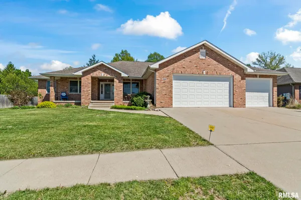 $519,000 | 1428 Horse Creek Trail, Pawnee, IL 62558