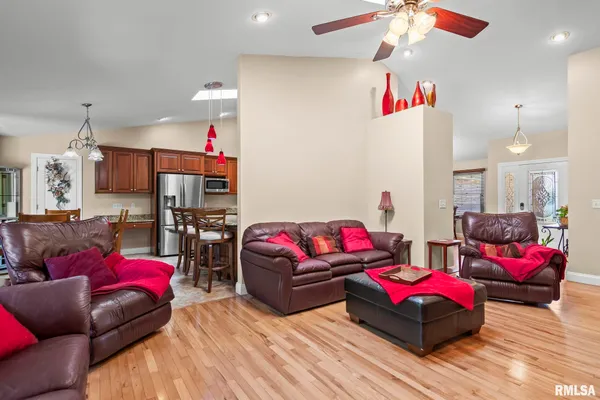 $519,000 | 1428 Horse Creek Trail, Pawnee, IL 62558