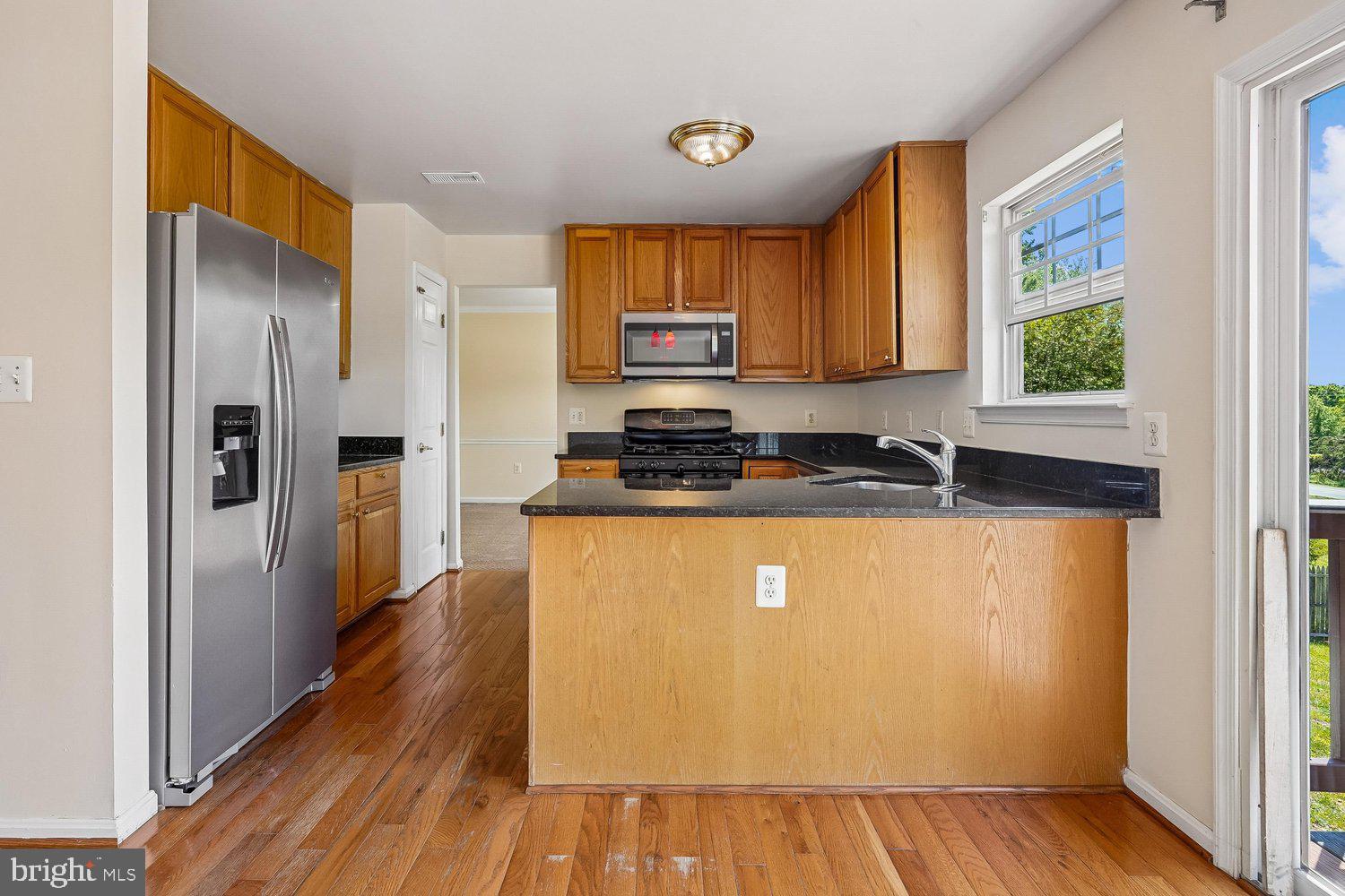 14677 Cloverdale Road Woodbridge, VA 22193 - Photo 23 of 72 Kitchen