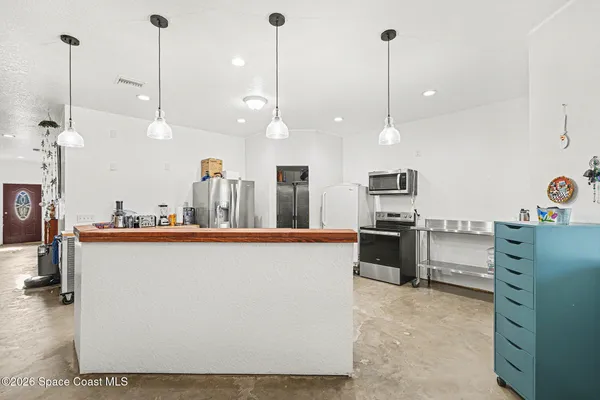 $865,000 | 4960 Dixie Way, Mims, FL 32754