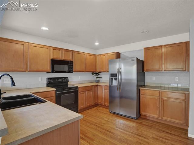 5347 Gentle Wind Road Colorado Springs, CO 80922 - Photo 11 of 28