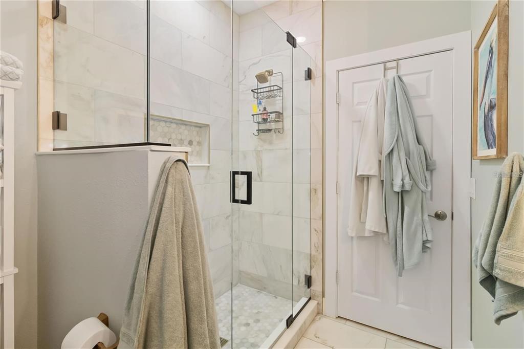 7242 Hamilton Road Bradenton, FL 34209 - Photo 11 of 26