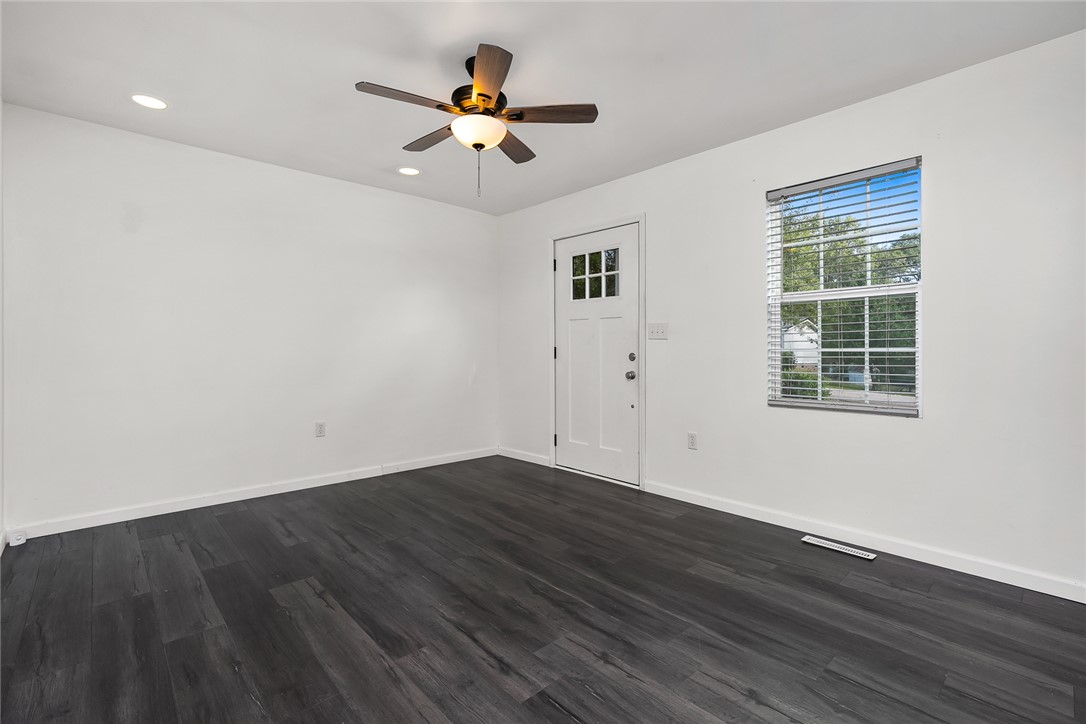 131 Stone Drive Anderson, SC 29625 - Photo 6 of 27