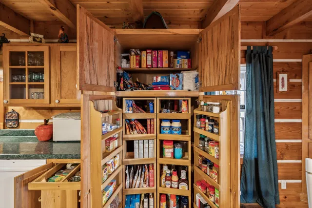 $858,000 | 426 Fern Gully Lane, Wartrace, TN 37183