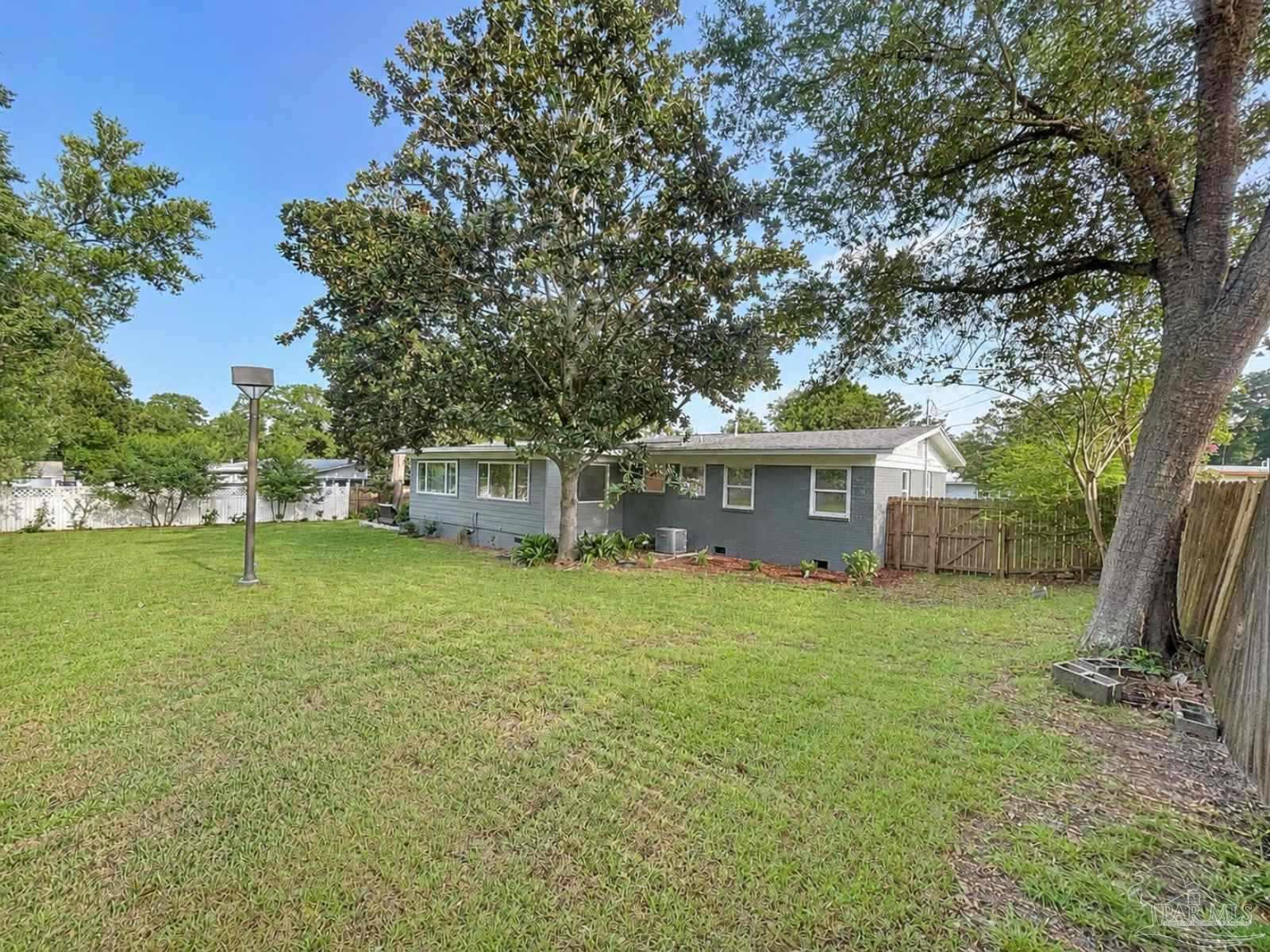 2012 Semur Road Pensacola, FL 32503 - Photo 15 of 24 Gallery Image 15