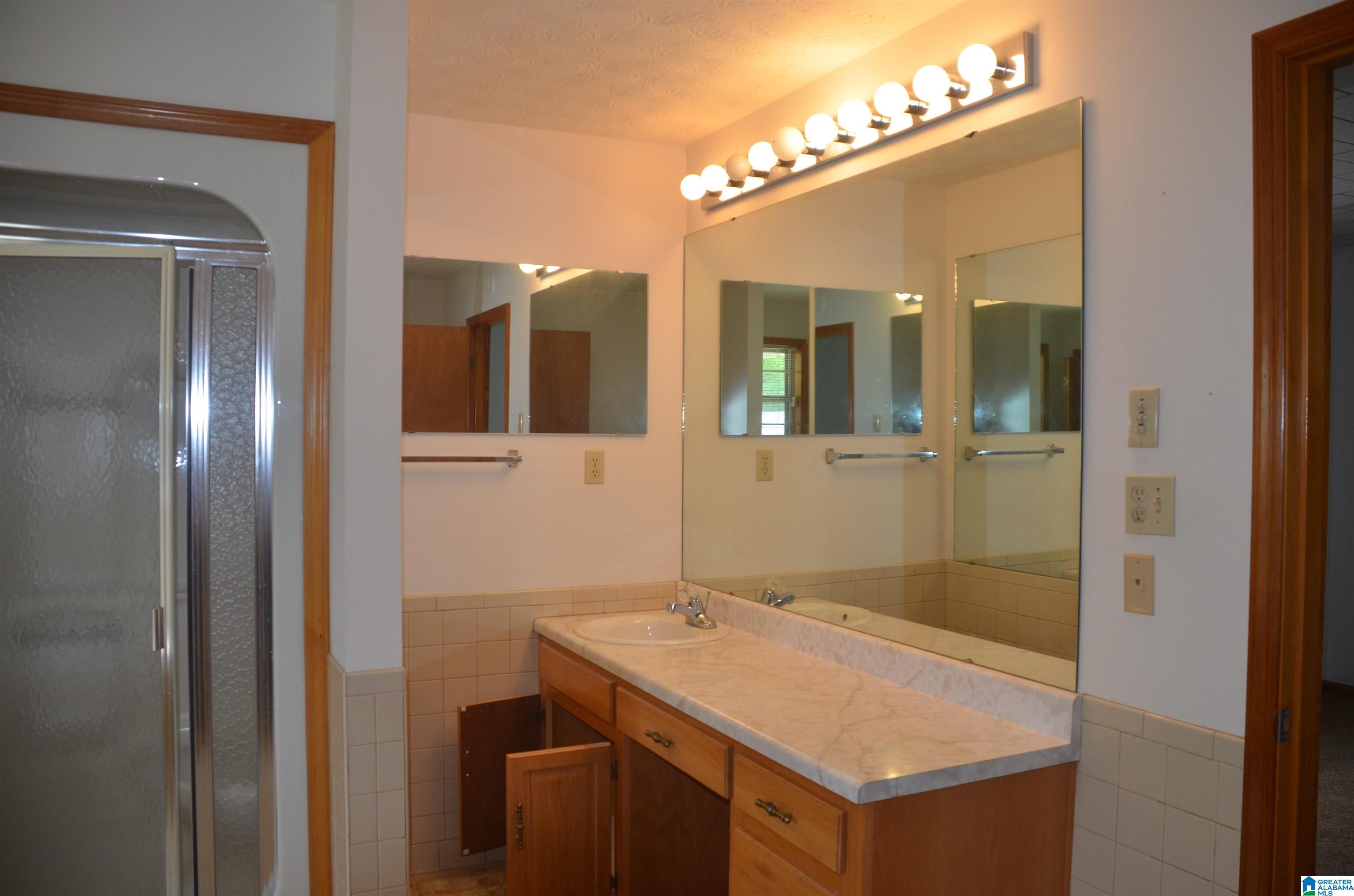 928 Boiling Springs Road Oxford, AL 36203 - Photo 26 of 51