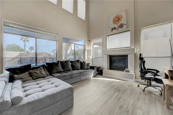 $698,900 | 94 Ancient Hills Lane, Henderson, NV 89074