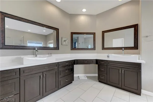 $698,900 | 94 Ancient Hills Lane, Henderson, NV 89074