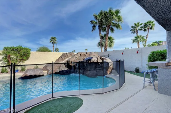 $698,900 | 94 Ancient Hills Lane, Henderson, NV 89074