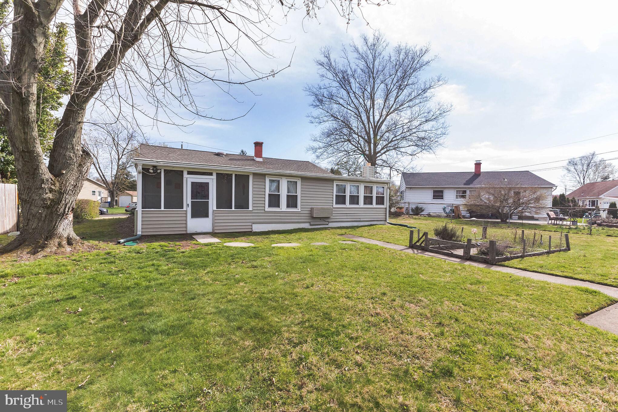 27 Boswell Road Marlton, NJ 08053 - Photo 36 of 40 a view of a house with swimming pool and porch