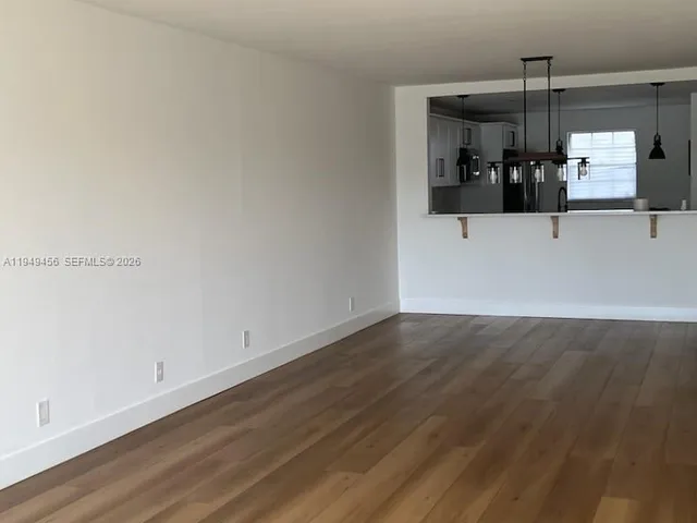 $3,000 | 250 John F Kennedy Drive, Unit 303, Atlantis, FL 33462