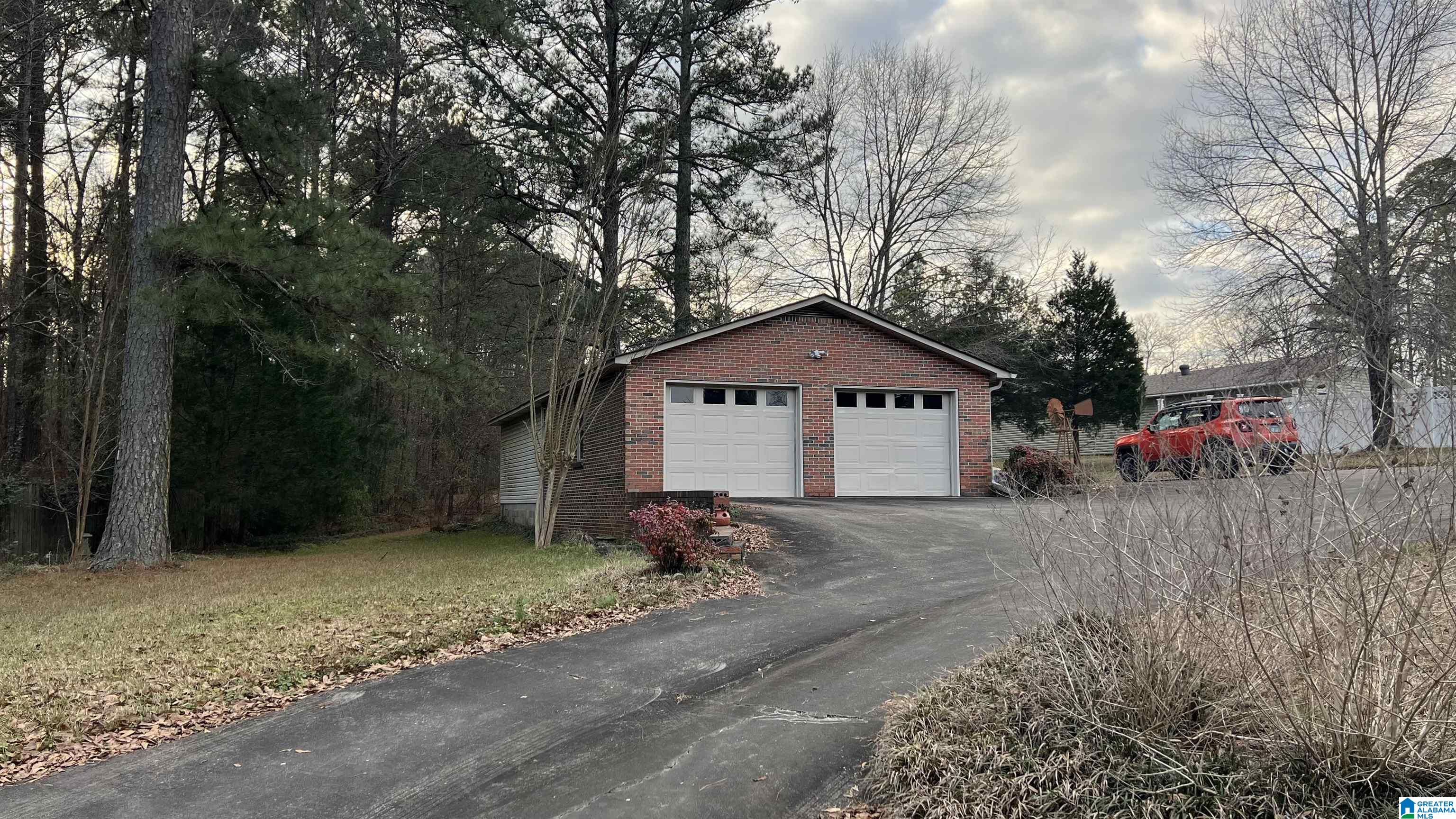 245 Chelsea Road Columbiana, AL 35051 - Photo 2 of 2