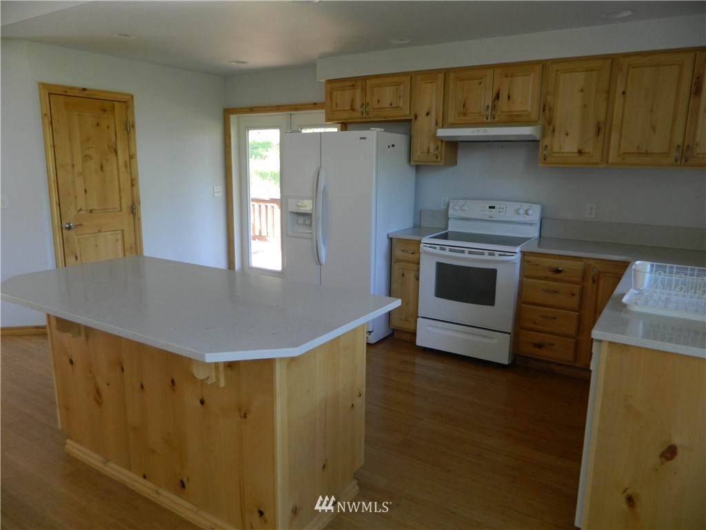 343 Summer Road Tonasket, WA 98855 - Photo 11 of 27 Gallery Image 11