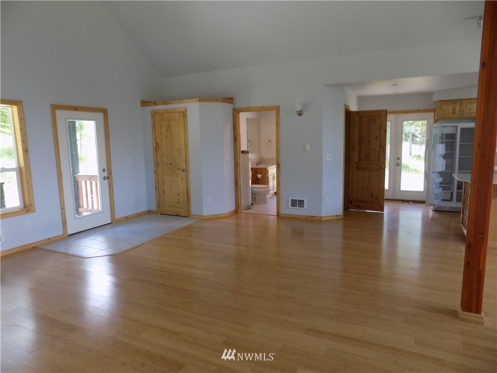 343 Summer Road Tonasket, WA 98855 - Photo 13 of 27 Gallery Image 13